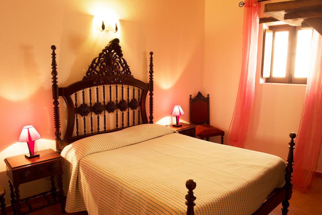 Recanto Da Ribeira Casas De Campo Monchique Pokoj fotografie